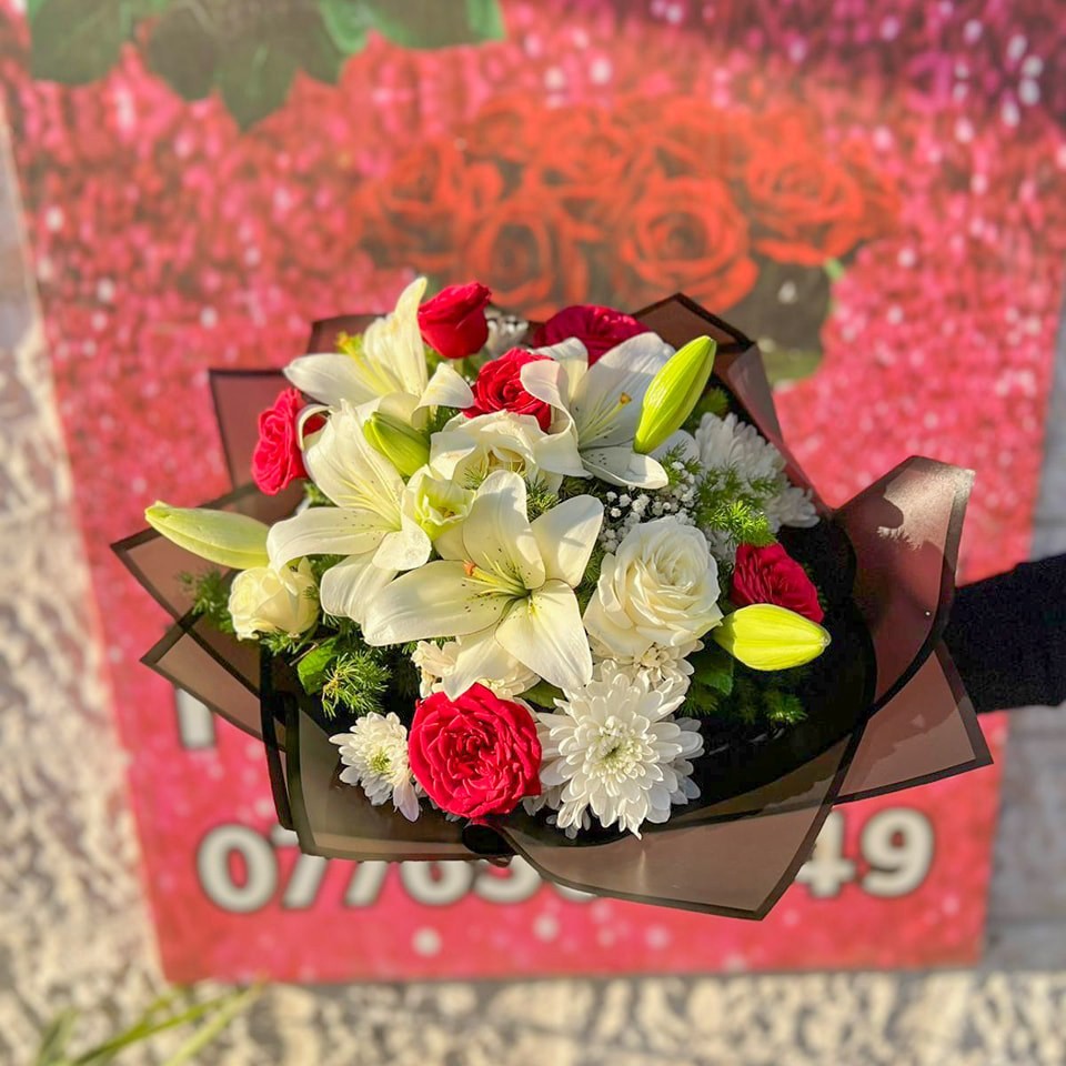 Nadine and Narin flowers